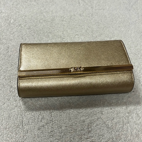 MICHAEL MICHAEL KORS Mona East West Large Leather Clutch - Picture 7 of 11